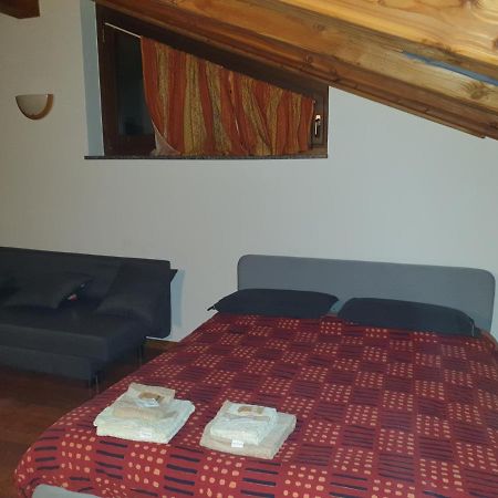 Châtillon Mansarda Chanoux Cir N 0027 מראה חיצוני תמונה